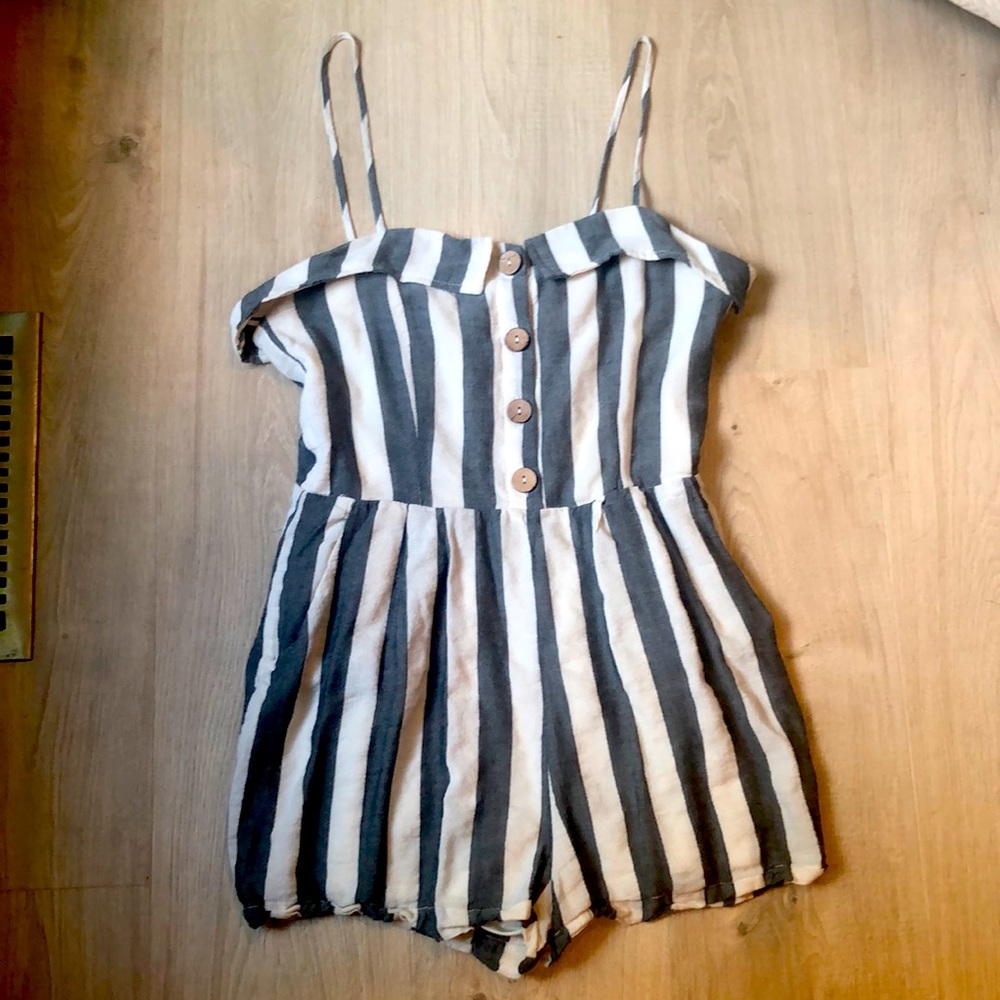 Altar’d State Romper Gray Striped